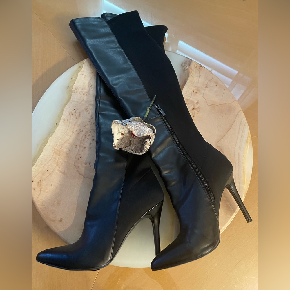 Over the knee BOOTS by Charles